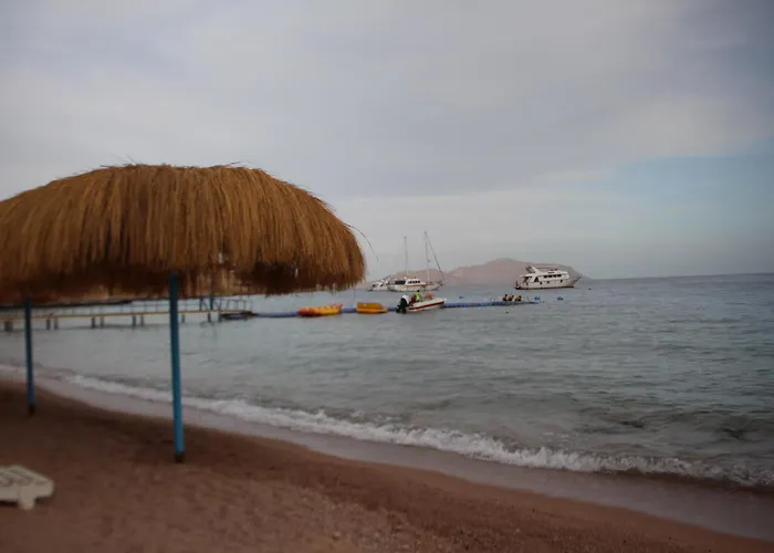 Sun-shine Sea Front Kapszulahotel Sarm es-Sejk